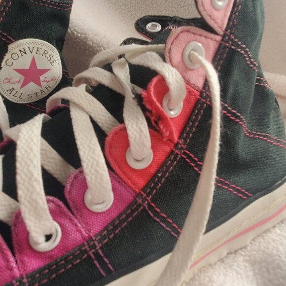 Converse Chuck Taylor High Top Women 8 Black, purple and pink - Picture 12 of 12